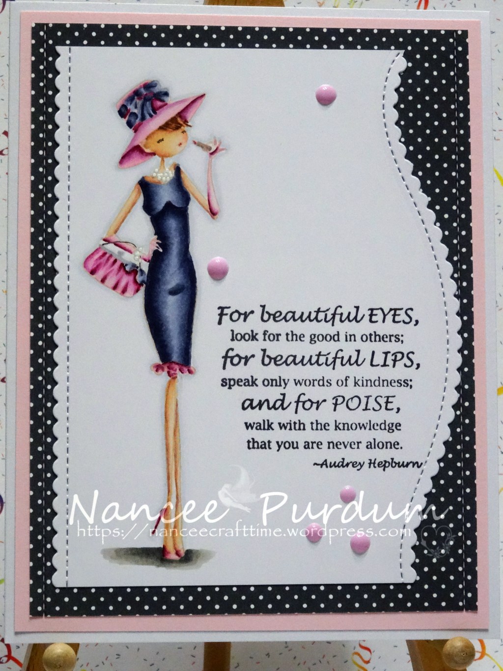 Uptown Audry Loves Make-Up
