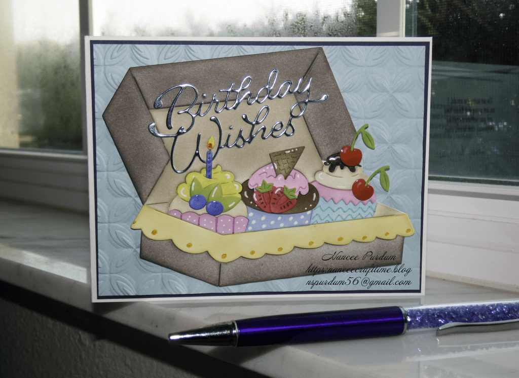 Creative Birthday Card with Embossing and Die&nbsp;Cutting